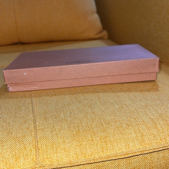 Louis Vuitton Malletiera Paris Maison Fondee en 1854 Box, 8” X 4.5” X 1.5” - Picture 5 of 11